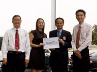 Mr. KK Yap, Sales Advisor; Ms. Phua Bong Chin, Mr. Toru Takahashi, Managing Director and Chief Executive Officer of Honda Malaysia and Mr. Daryl Tan, Sales Manager of Sumber Auto.