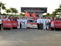 Group photos of HMRT members with Honda Management..