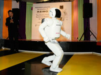 Now ASIMO can run at 6km/hour.  
