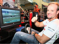 Rubens at the F1 Simulator
