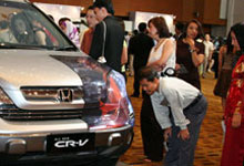 Honda Customers Feted at 'All New CR-V Night'