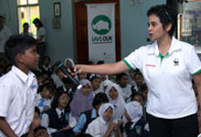 Honda Brings Sumatran Rhinos to a Second Round of Schools!